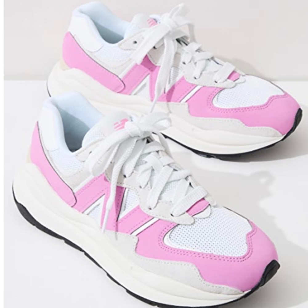 New Balance 57/40 Raspberry and White “Barbie” size 8 New in Box
